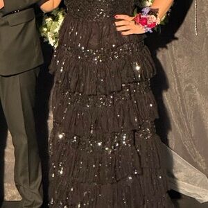 Black Maxi Strapless Gown for Prom